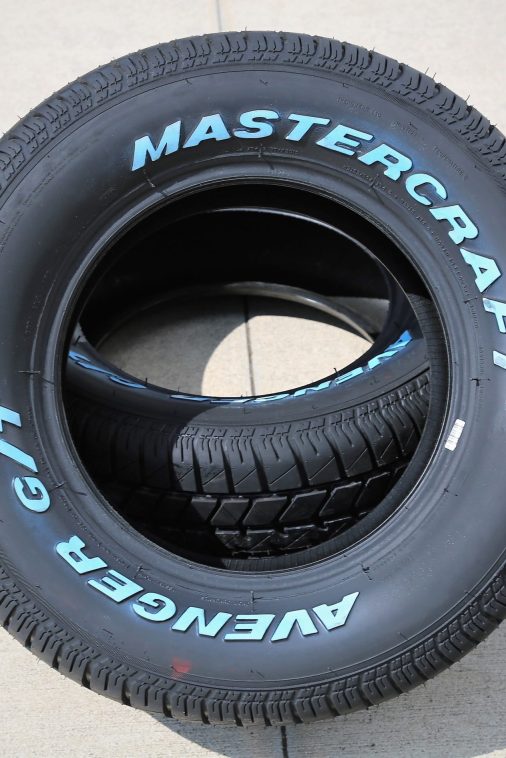 Mastercraft Avenger G/T 235/70R15 102T AS All Season A/S Tire - Image 6