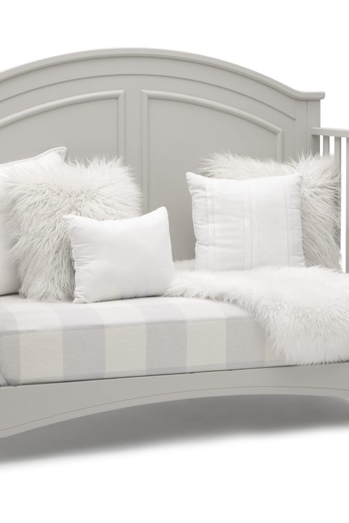 Delta Children Perry Convertible Crib - Image 11