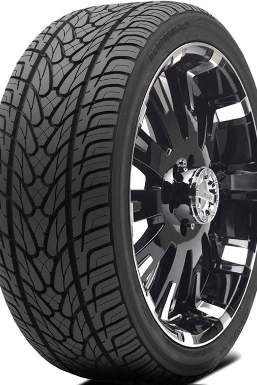 Kumho Ecsta STX 305/50R20 XL Performance Tire
