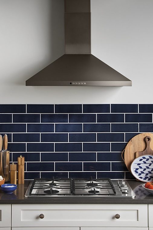 GE - 30" Convertible Range Hood - Slate - Image 3